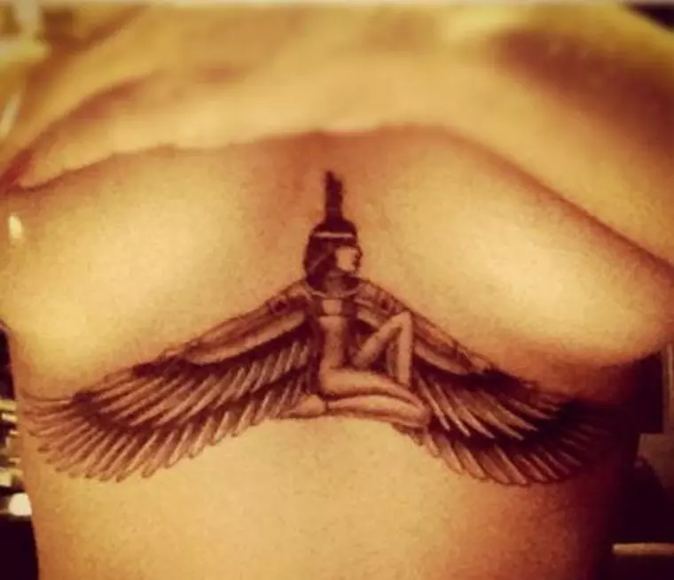 rihanna-tatuaj