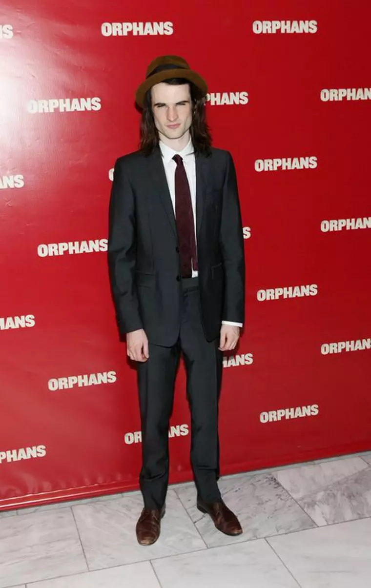 tom sturridge