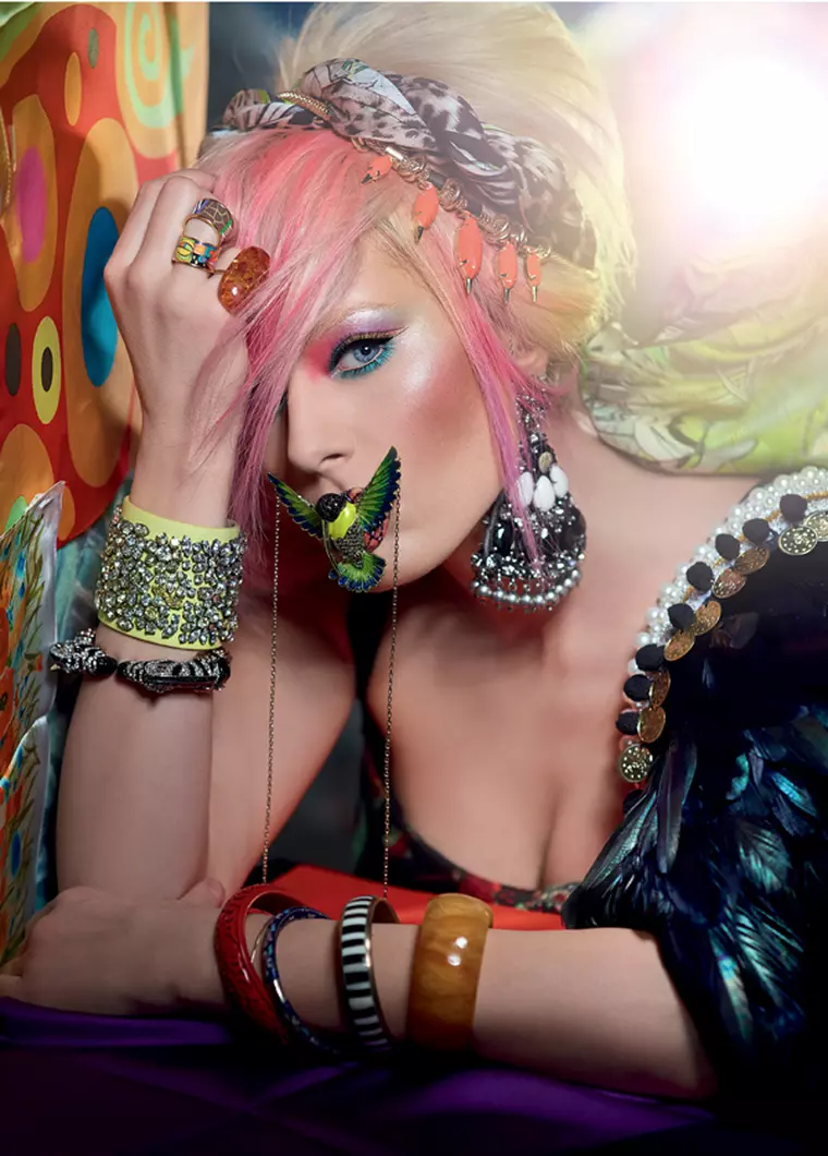 Laura Cosoi Viva mai 2