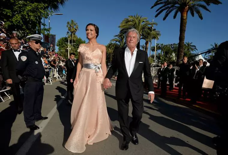 Alain Delon si Marine Lorphelin 