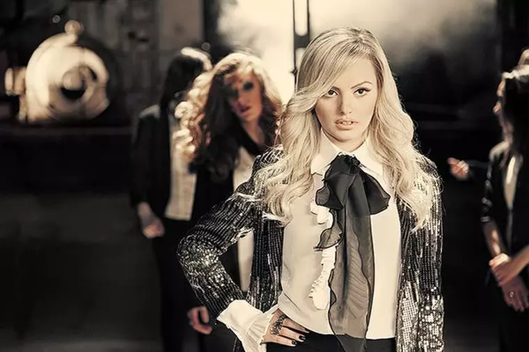 WEB_alexandrastan_allmypeople_promo1