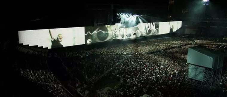 Roger Waters_ARENA_2012 (2)