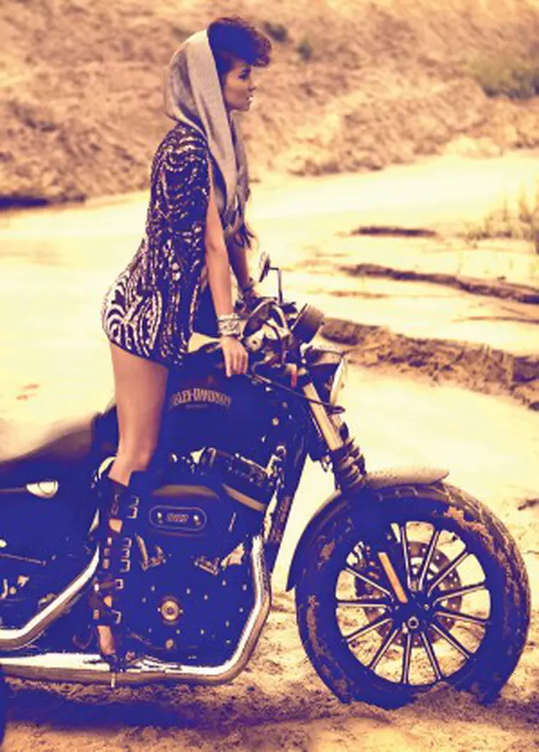 TIBI_CLENCI_INNA_VIVA_AUGUST_2013_8133