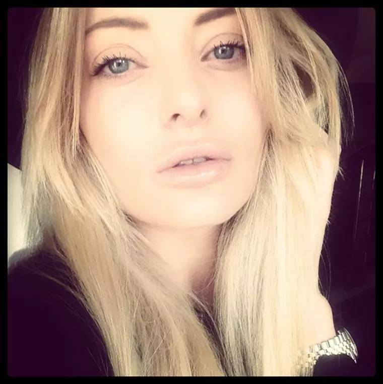 delia-1_01_917a20dccb