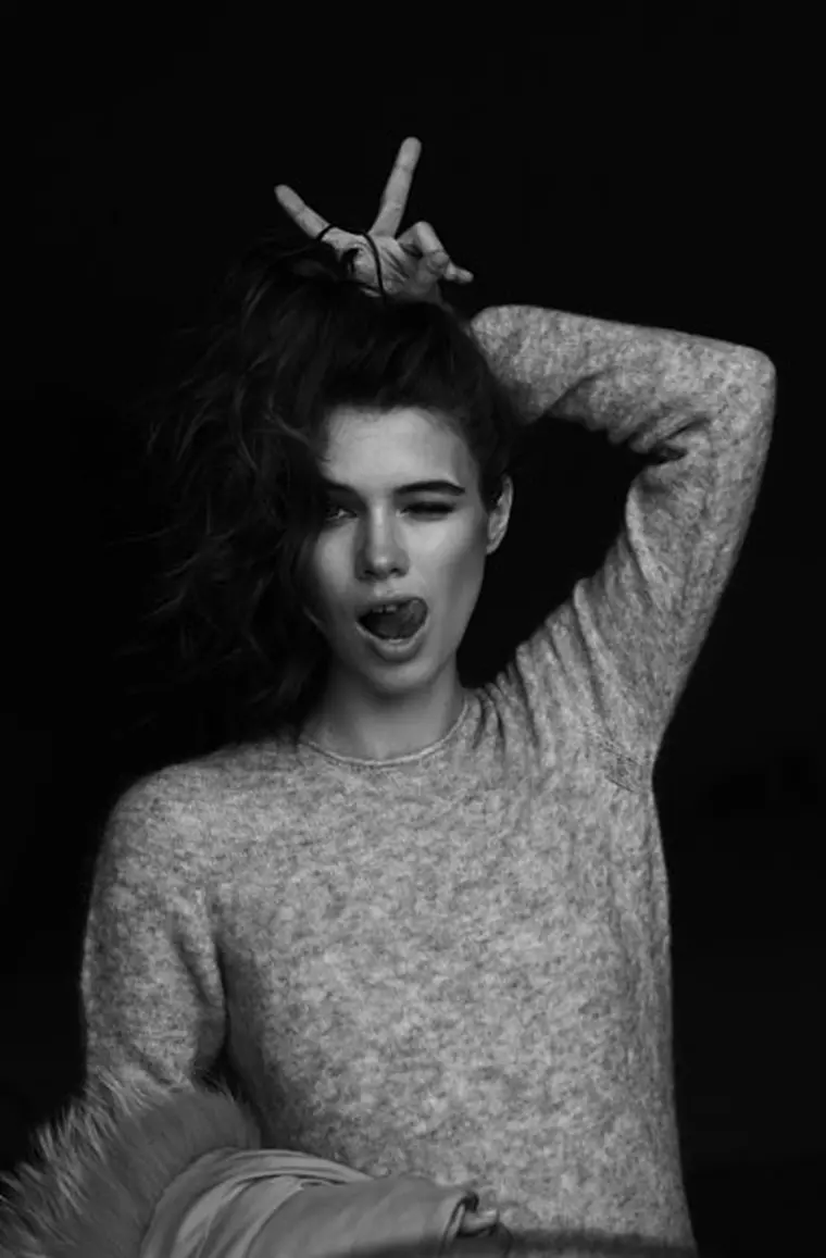 Behind-the-cover-–-ELLE-Septembrie-2014-8