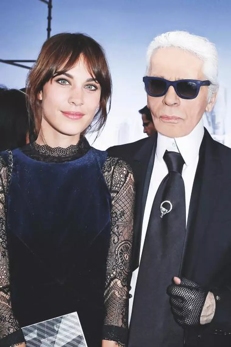 Alexa Chung si Karl Lagerfeld