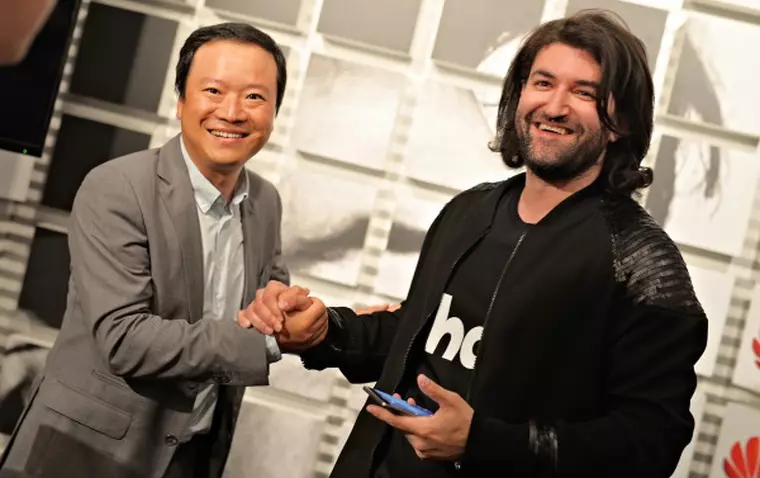 Smiley, ambasador Huawei