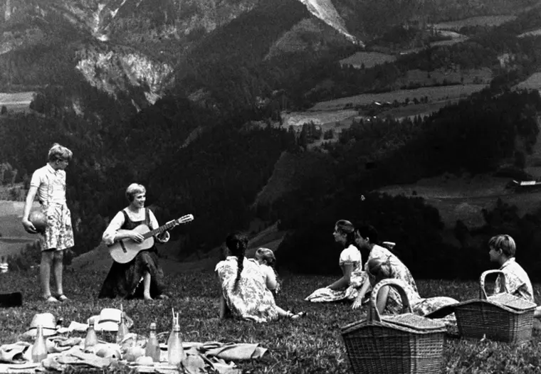 cum-arata-julie-andrews-sunetul-muzicii 6