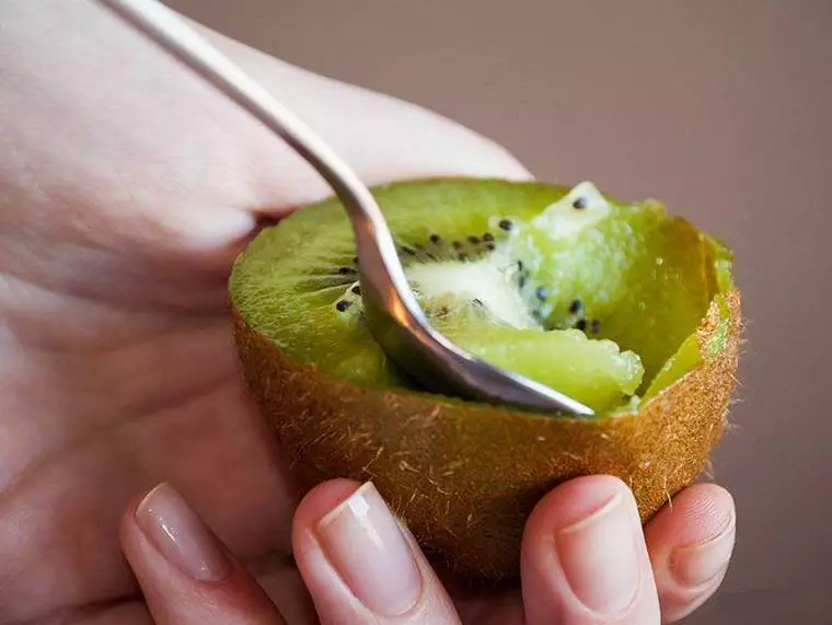 cum alegi un kiwi copt