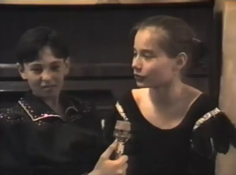 Inedit! Cum arăta Laura Cosoi pe când era dansatoare