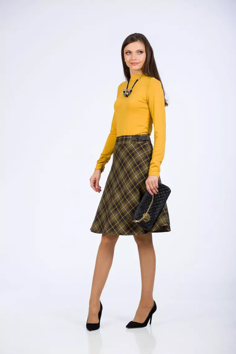 (P) 10 ani de moda romaneasca cu SENSE