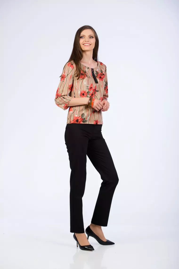 (P) 10 ani de moda romaneasca cu SENSE