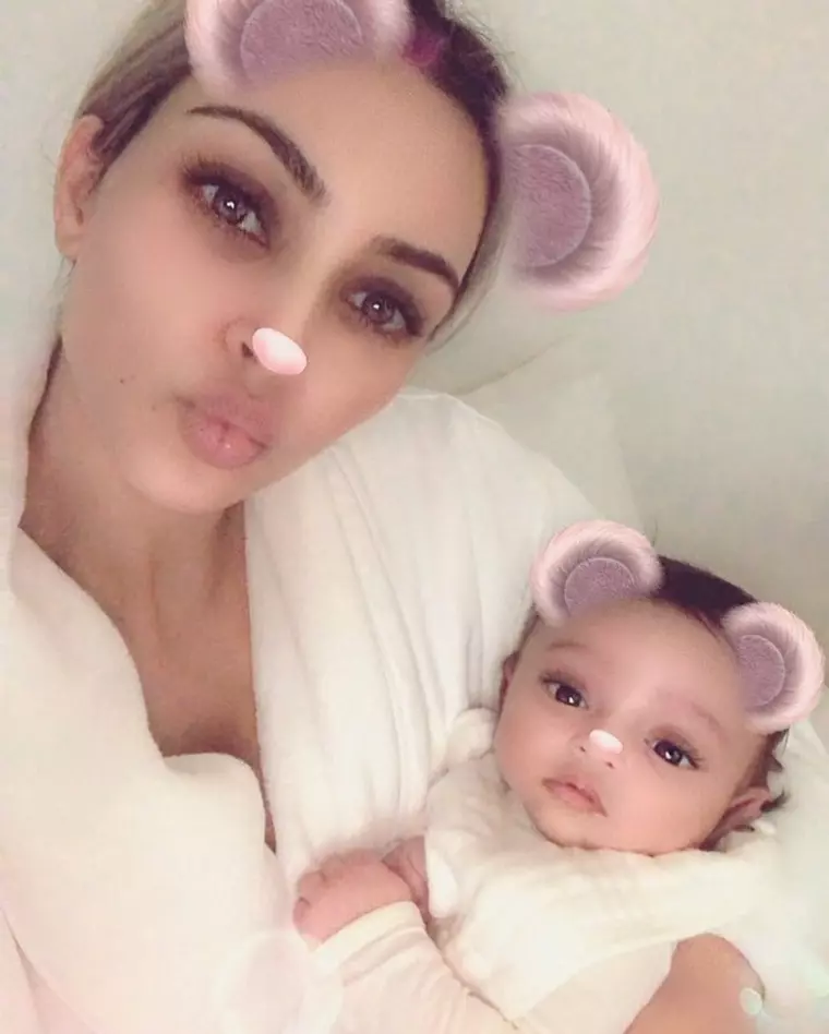 Kim Kardashian si fiica sa, Chicago