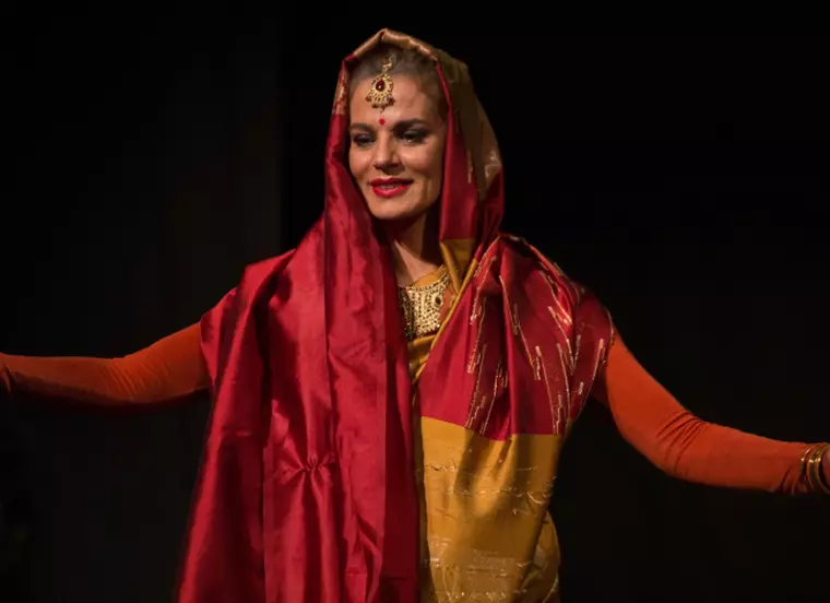 Maia Morgenstern in piesa Maitreyi