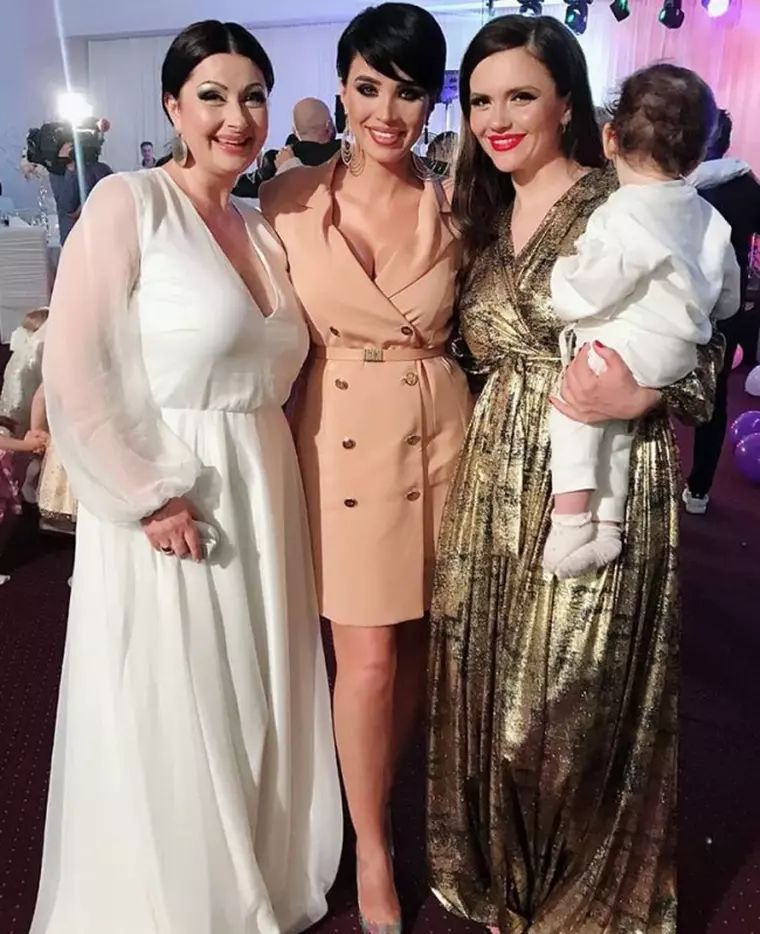 Gabriela Cristea, adelina pestritu si Cristina Siscanu -botez