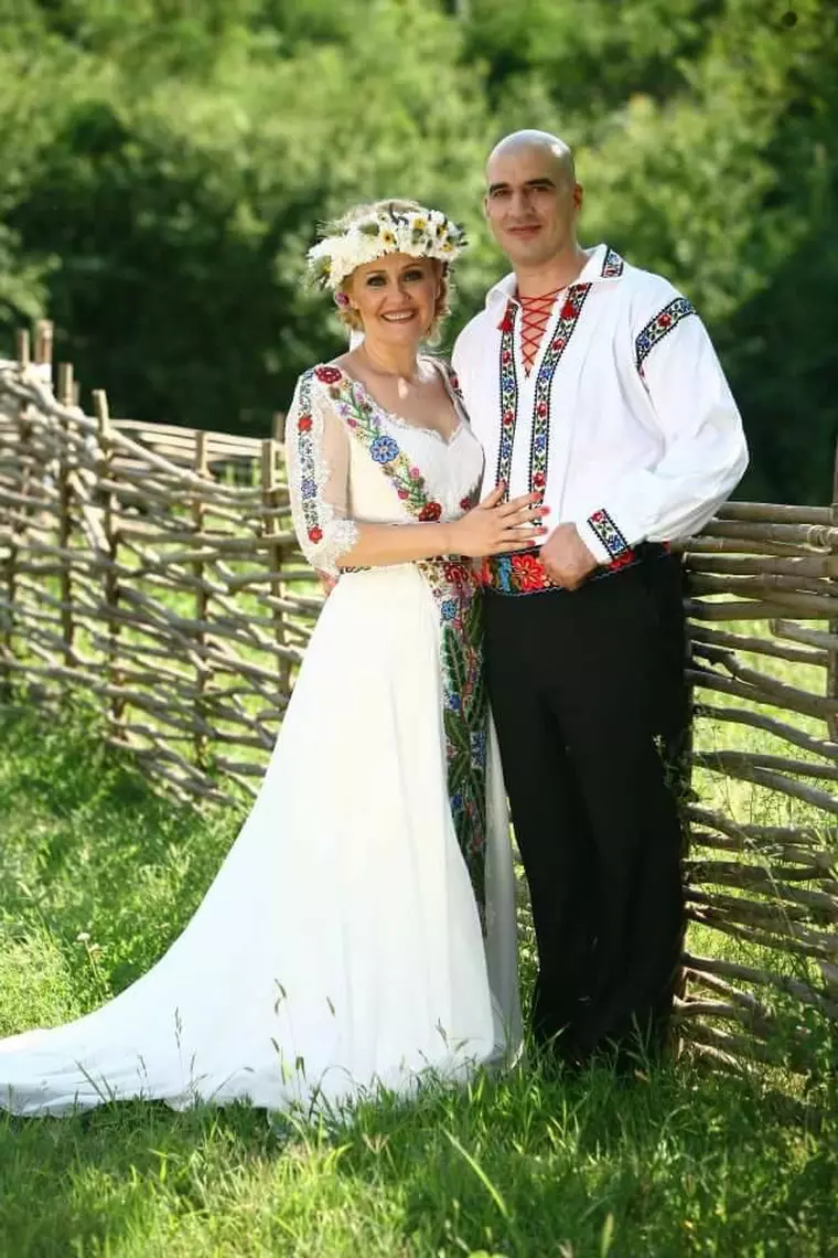 Elena Lasconi si sotul sau