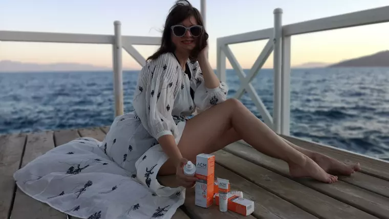 Geanta de plajă. 5 lucruri indispensabile