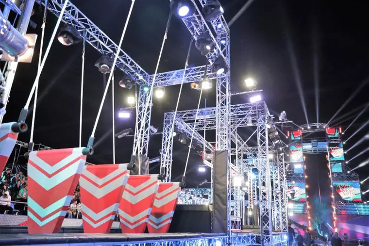 Set-up-ul competițional Ninja Warrior România, construit în doar patru zile. Cum arată impresionantul studio FOTO