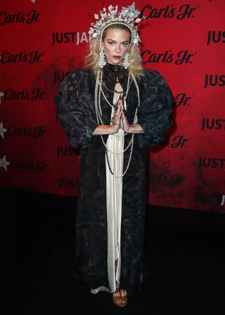 Jaime King - Cele mai tari costume de Halloween 2018 - costume simple de halloween 2018