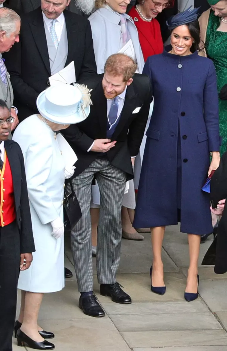 Meghan Markle si Printul Harry si Regina Angliei
