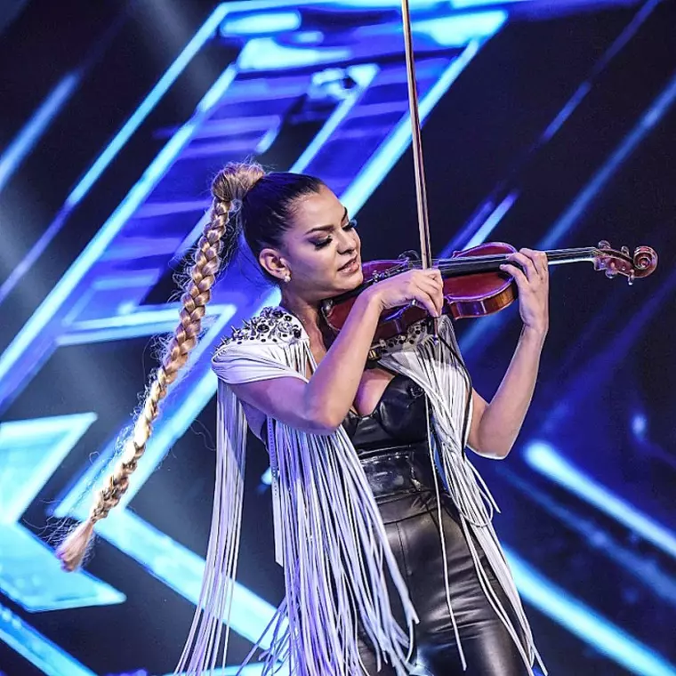 Raluca Raducanu (Fata cu Vioara) X factor