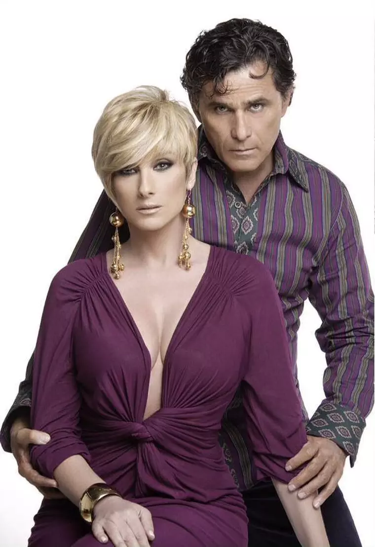 Christian Bach si sotul sau, Humberto Zurita