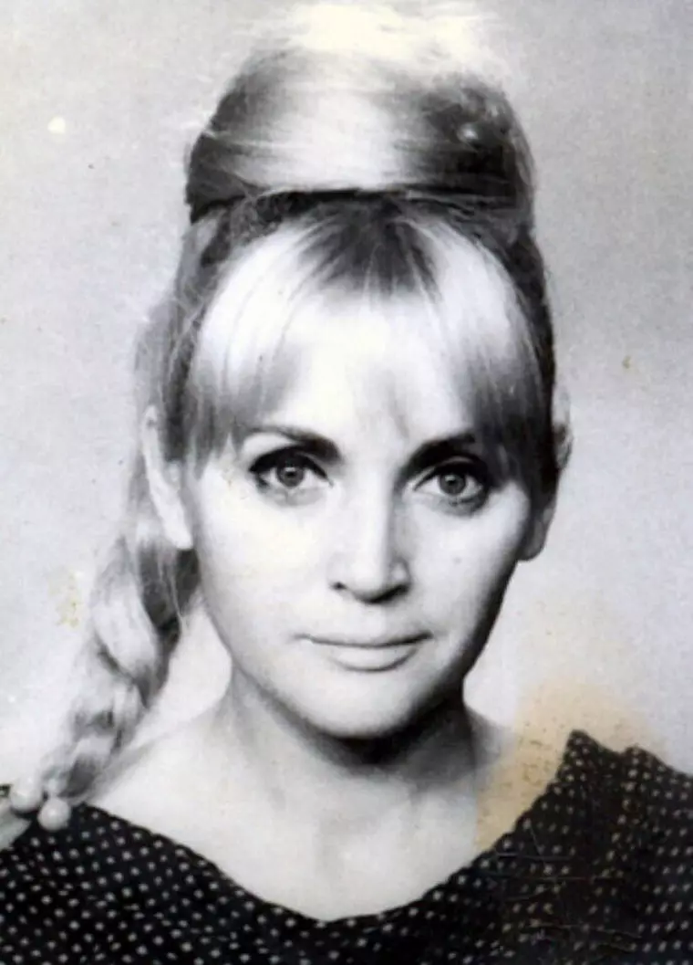 zina dumitrescu in tinerete