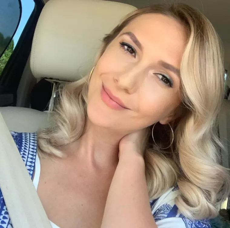Adela Popescu, schimbare de look. Cum arată acum