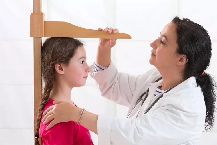 (P) Auxologie.RO  – știința care monitorizează în mod corect evoluția copilului tău!