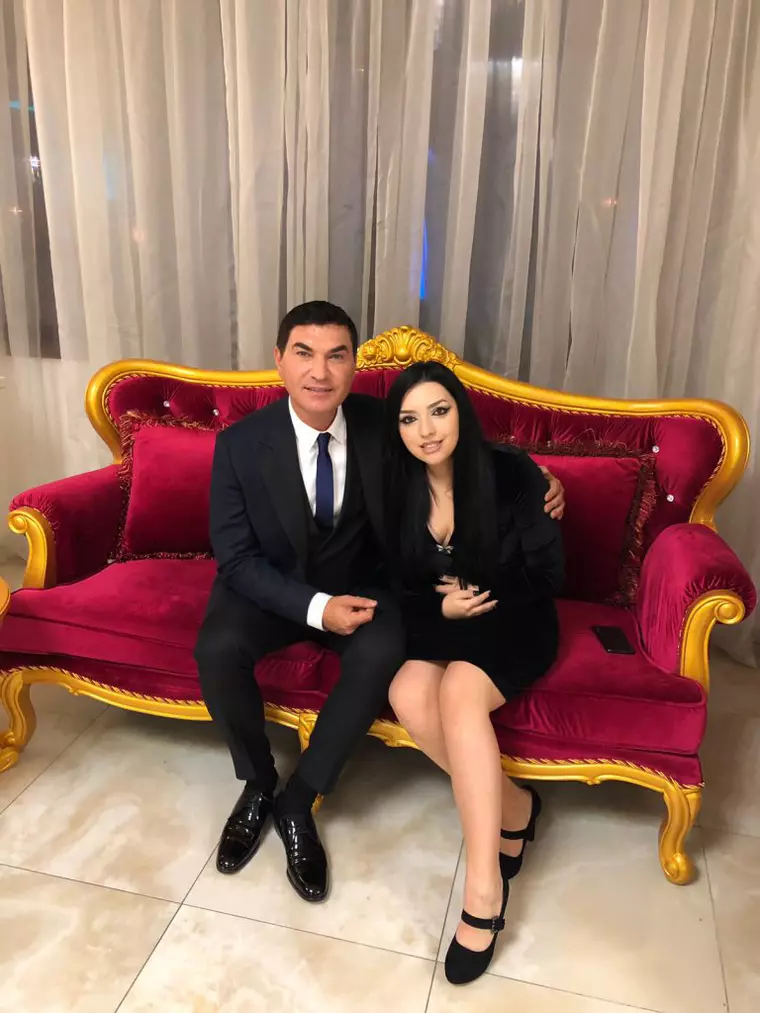 tinna latina si cristi borcea