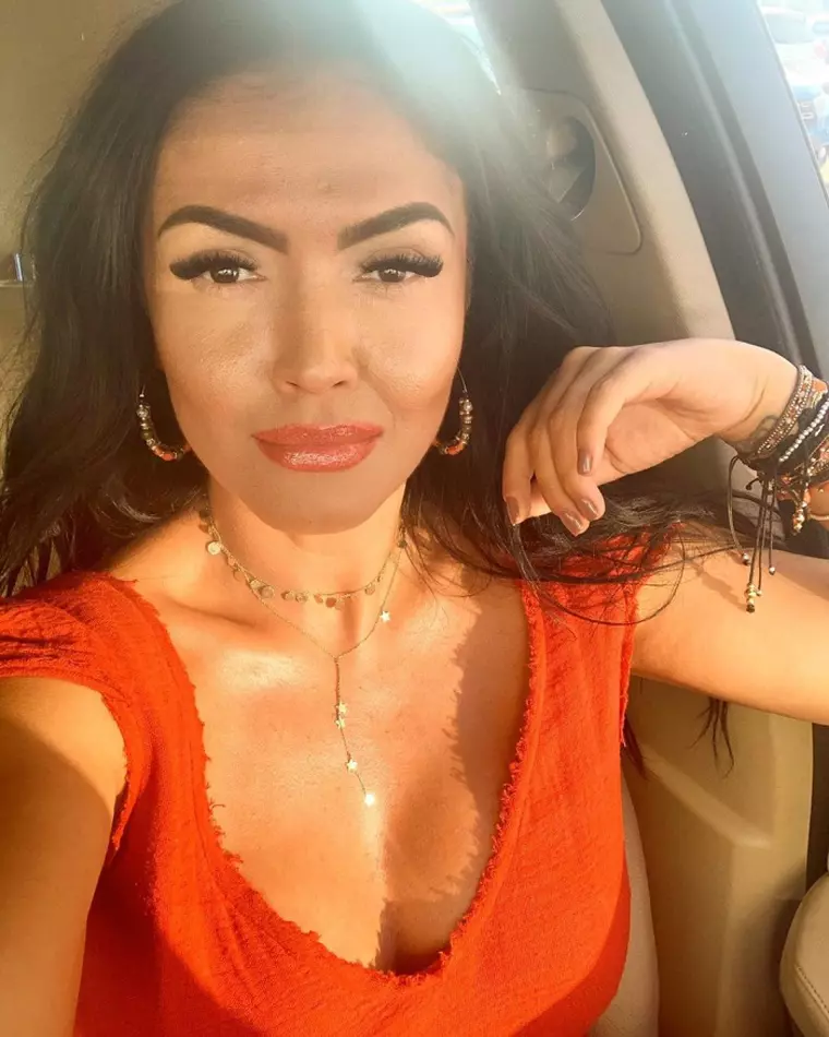 Andreea Mantea, probleme grave cu acneea: "Am ajuns să-mi dau și cu mir pe față"