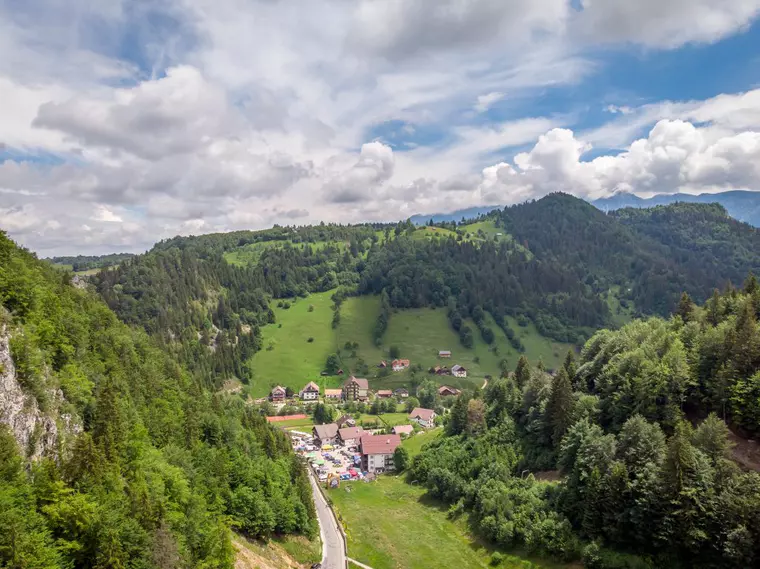 Cheile Grădiștei, o stațiune pentru relaxare și mișcare