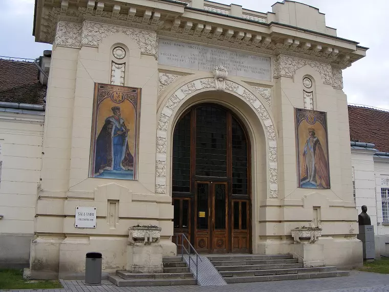 Cetatea Alba Iulia, fortificația sub formă de stea!