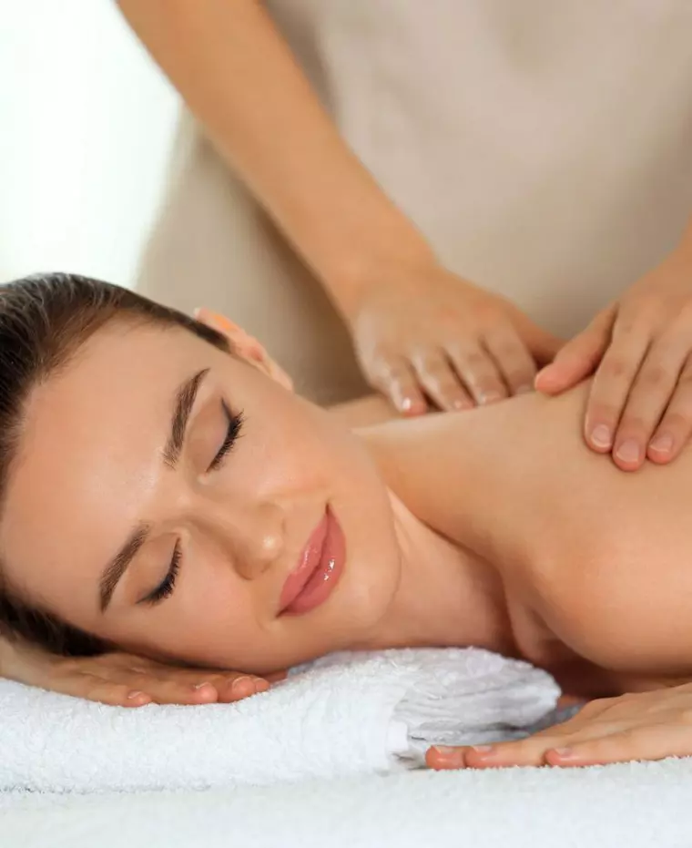 (P) 5 trucuri prin care să te relaxezi, mergând la sală!