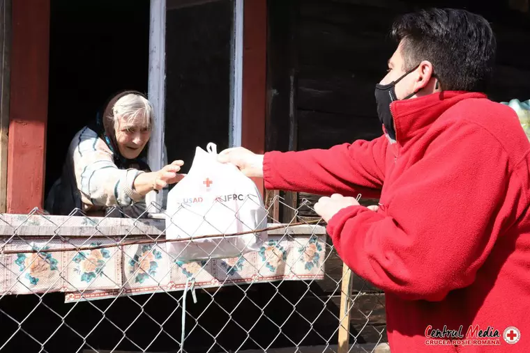 crucea rosie covid-19