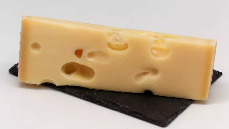 Tipuri de brânză. Cele mai populare sortimente de pe piață și cum le recunoști