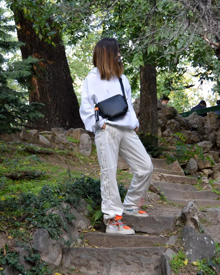 Designerul Andrei Bryan: "Vreau să instig la cunoaștere, experiență și raționament, pentru a fi capabili să tragem singuri o concluzie"