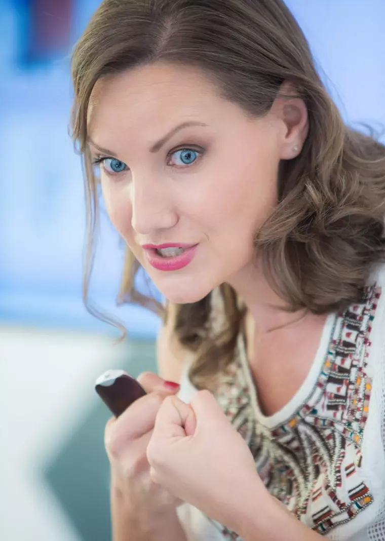 Despre încredere și frumusețe, cu Melania Medeleanu. „E mai puțin despre trăsături fizice și tot mai mult despre altfel de standarde – empatie, curaj, implicare”