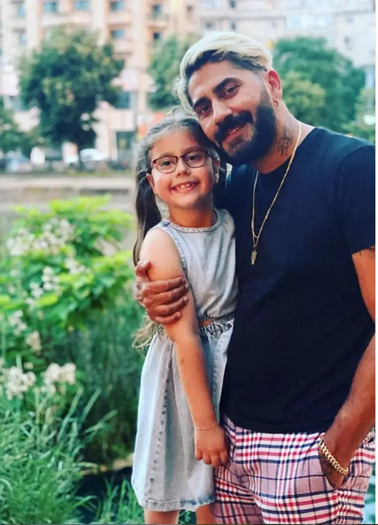 Connect-R își amintește de cel mai cool moment din școală: „Am ales să dansez pe o piesă a lui Michael Jackson și am reușit să-i uimesc pe toți cu mișcările mele”