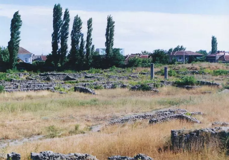 Castrele romane din România. 10 locuri pe care merită să le vizitezi!