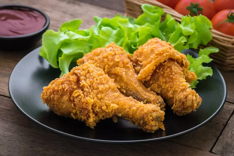 Cum să pregătești acasă aripioare ca la KFC! Cele mai bune trucuri
