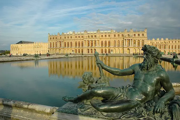 Ce să vizitezi în Paris! Cele mai interesante atracții turistice