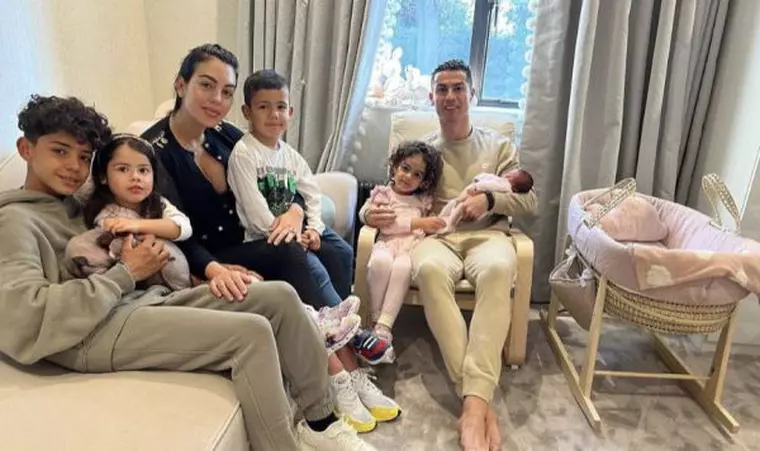 Cristiano Ronaldo, despre ziua în care le-a spus copiilor săi că fratele lor a murit: „Probabil, cel mai greu moment din viața mea”