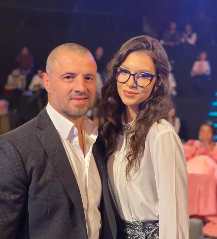 Cleopatra Stratan, cel mai bine plătită din familie! Și-a depășit tatăl și soțul ca onorariu. Cât costă să îți cânte și alți artiști / Exclusiv