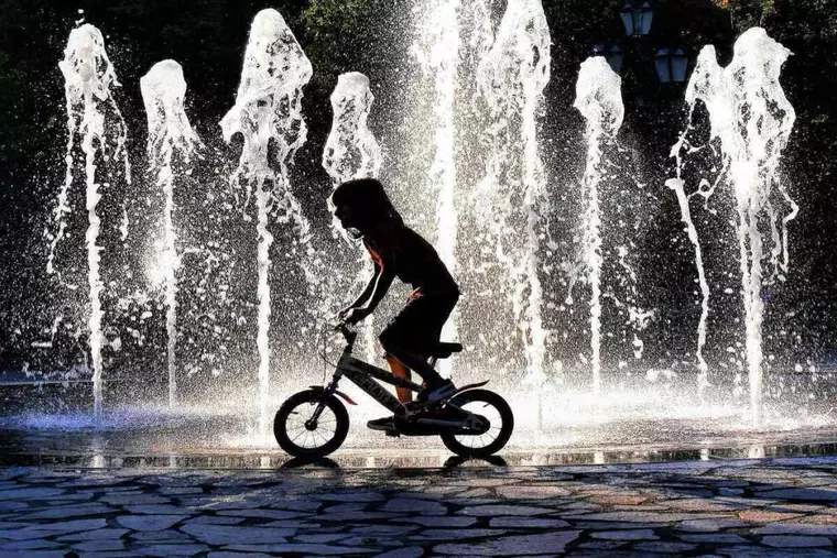 Sfaturi despre cum să alegi o bicicletă potrivită pentru copilul tău