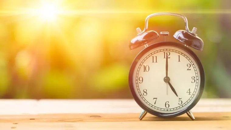 Când se schimbă ora de vară în 2023