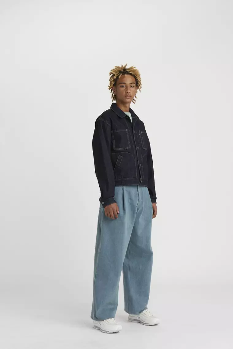 Look-uri moderne pentru primăvară cu cea mai nouă colecție Levi’s Made & Crafted