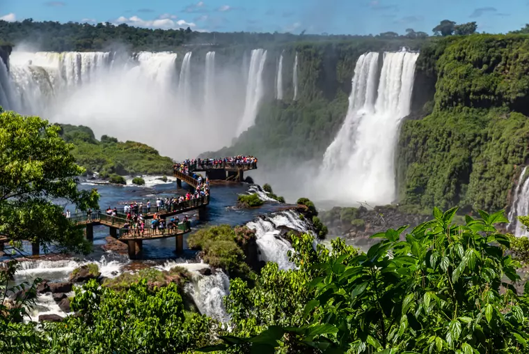 Ce să vizitezi în Brazilia, țara Carnavalului de la Rio