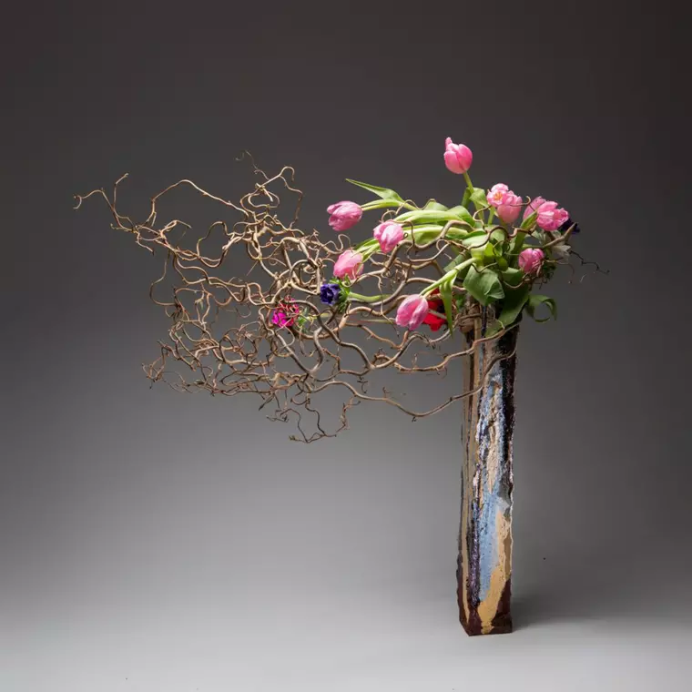 Ce este ikebana și ce mesaje transmite arta japoneză a florilor