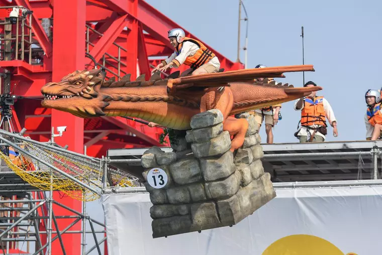 Red Bull Flugtag, competiția mașinăriilor zburătoare și a piloților neînfricați, vine în septembrie la București